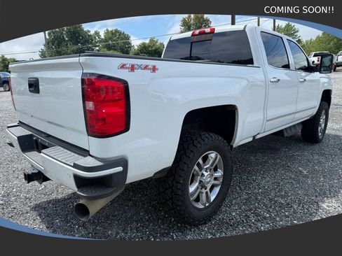 Used 2017 Chevrolet Silverado 2500 High Country w/ Duramax Plus Package AWD/4WD image 5