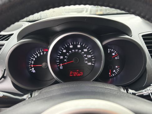 Used 2012 Kia Soul + image 28