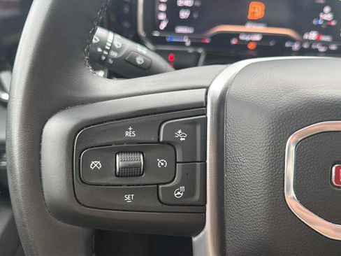 Used 2025 GMC Sierra 1500 SLT AWD/4WD image 21