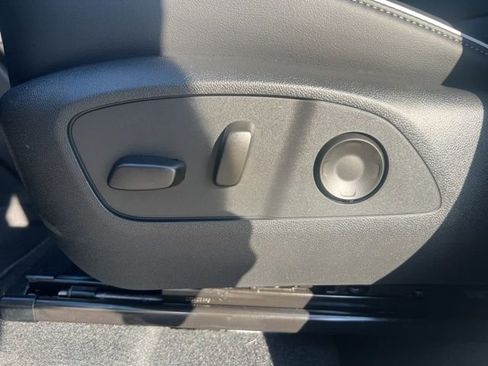 New 2026 Buick Enclave Preferred w/ Power Package AWD/4WD image 17