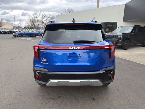 New 2026 Kia Seltos S AWD/4WD image 7