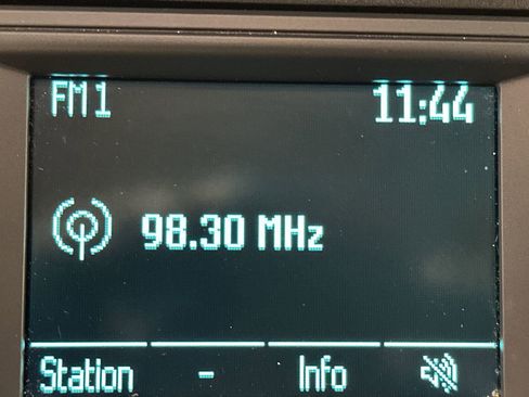 Used 2022 Ford Ranger XL RWD image 16