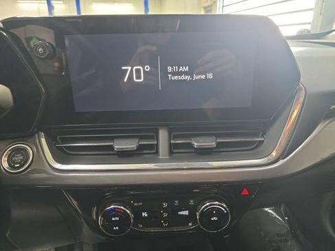 Used 2025 Chevrolet Trax ACTIV w/ Driver Confidence Package FWD image 21