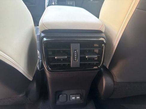 Used 2022 Lexus NX 250 AWD image 33