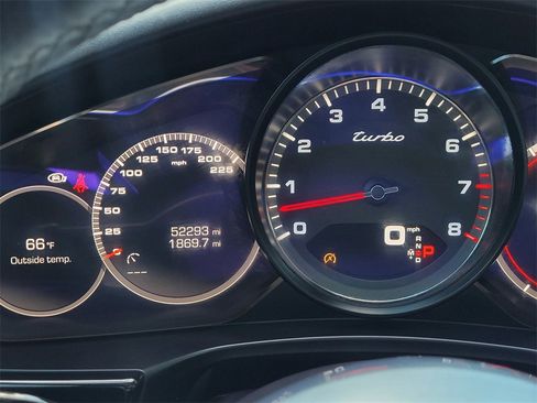 Used 2017 Porsche Panamera Turbo image 39