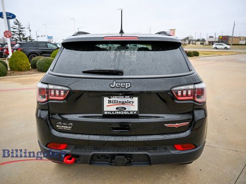 Used 2019 Jeep Compass Trailhawk w/ Cold Weather Group image 6