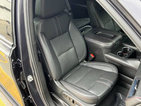 Used 2023 Chevrolet Suburban RST w/ Sport Performance Package image 21