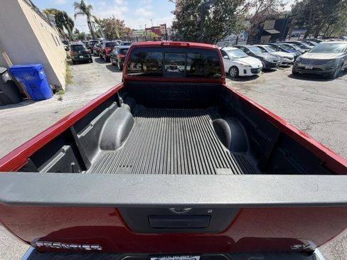 Used 2017 Nissan Frontier SV RWD image 4