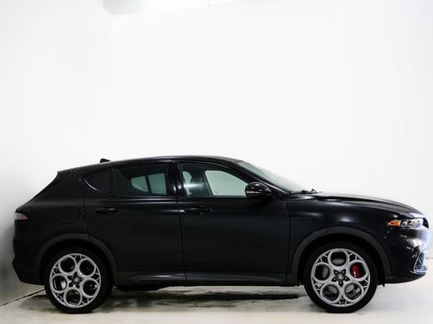 Used 2024 Alfa Romeo Tonale Veloce image 5
