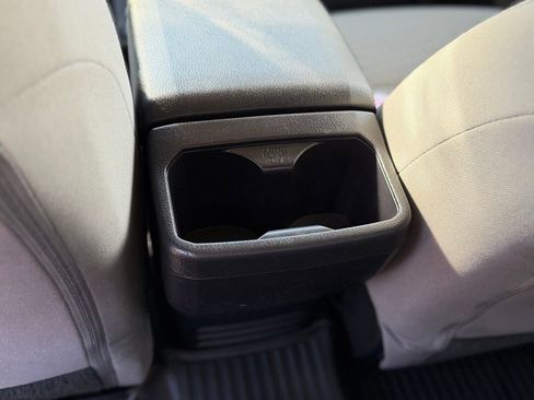 Used 2022 Toyota Tacoma SR5 image 7