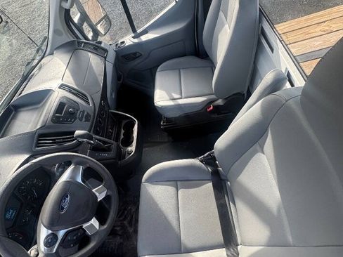 Used 2017 Ford Transit 350 138 DRW RWD image 11