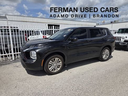 Used 2024 Mitsubishi Outlander ES FWD image 1