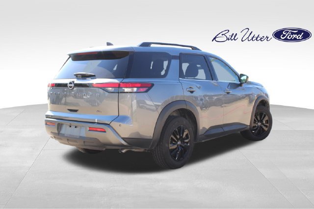Used 2026 Nissan Pathfinder SL FWD image 5