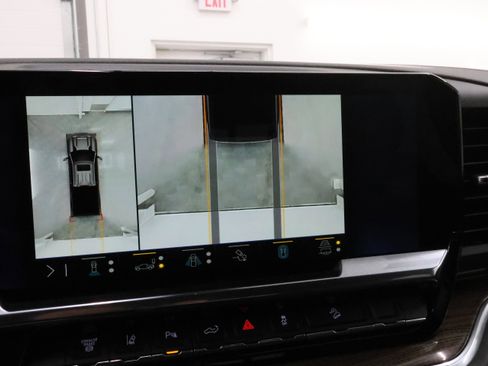 Used 2024 Chevrolet Silverado 2500 LT w/ Midnight Edition image 19