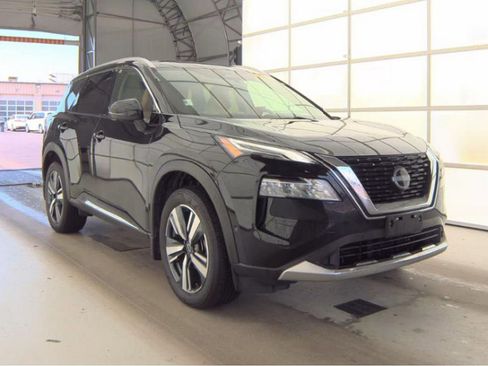 Used 2023 Nissan Rogue Platinum w/ Platinum Premium Package AWD/4WD image 4
