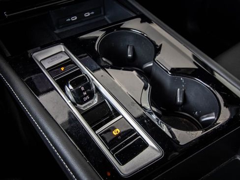 Used 2024 Volkswagen Atlas Cross Sport SE w/ Panoramic Sunroof Package image 31