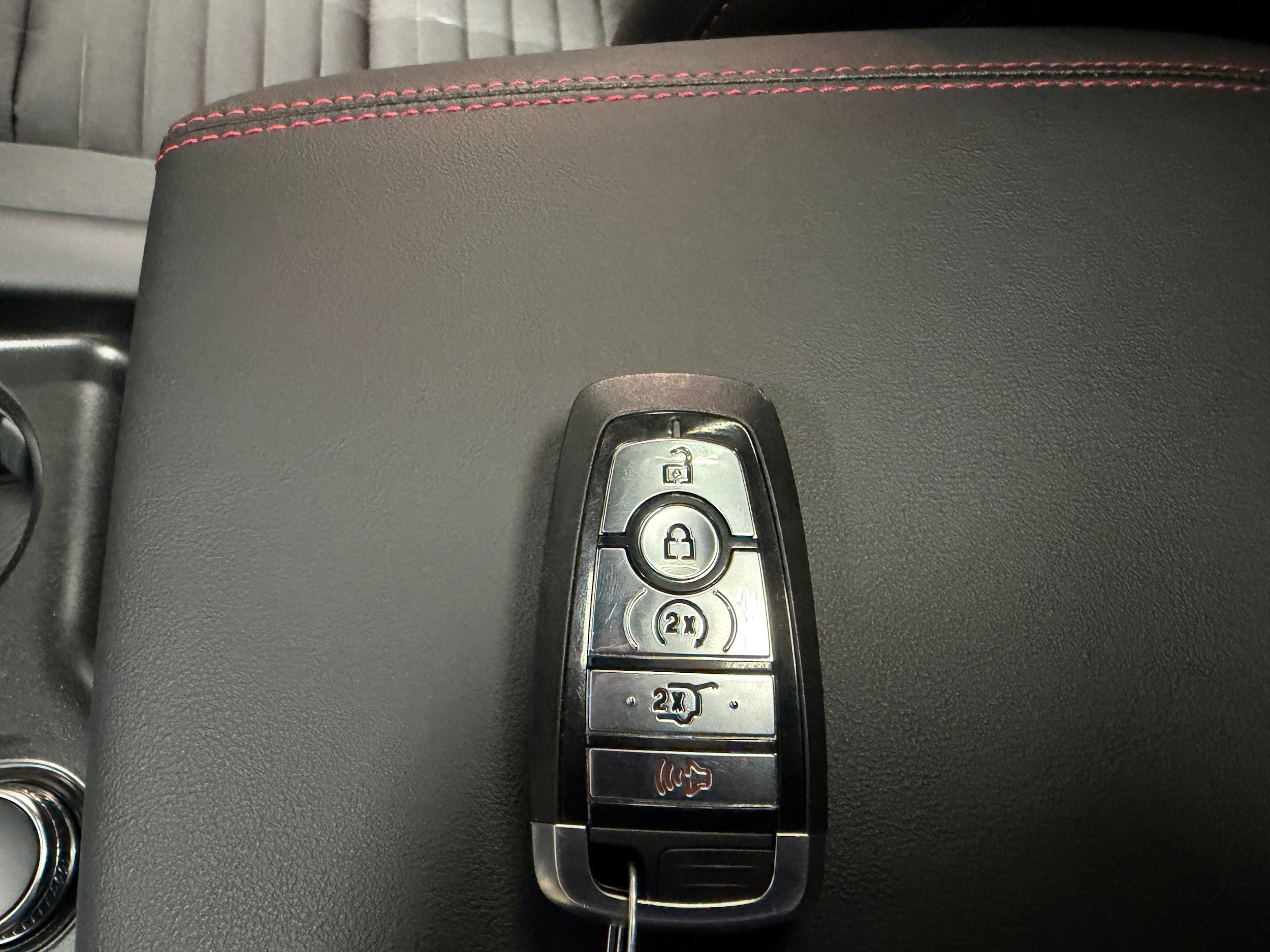 Used 2026 Ford Explorer ST-Line w/ ST-Line Street Pack AWD/4WD image 44