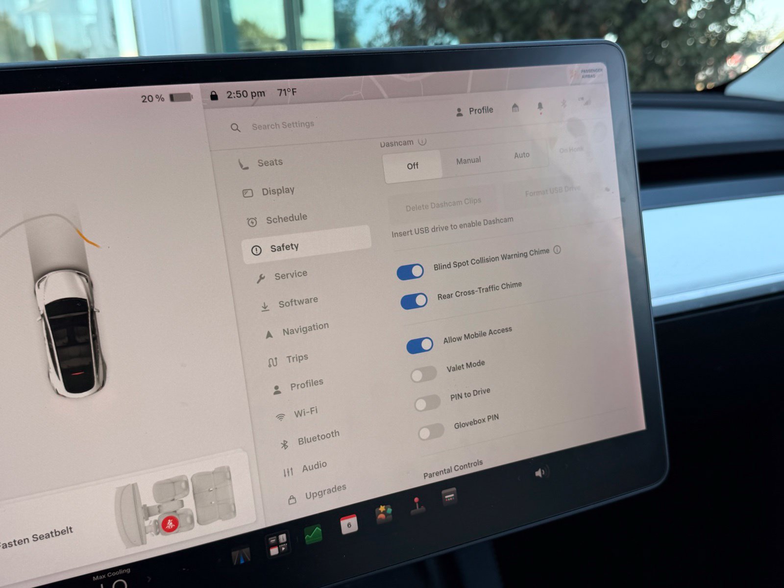 Used 2021 Tesla Model Y Long Range AWD/4WD image 32