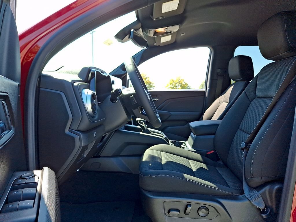 New 2026 Chevrolet Colorado LT w/ Advanced Trailering Package AWD/4WD image 9