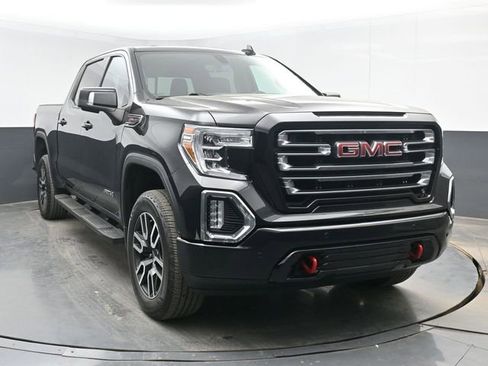 Used 2020 GMC Sierra 1500 AT4 w/ AT4 Premium Package AWD/4WD image 2