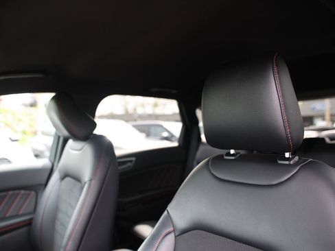 Used 2024 Ford Edge ST-Line AWD/4WD image 20