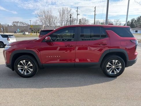 Certified 2025 Chevrolet Equinox LT w/ Safety and Technology Package image 6