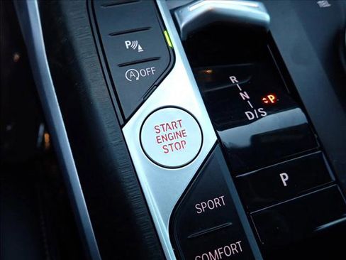 Used 2023 BMW 330i xDrive Sedan image 23