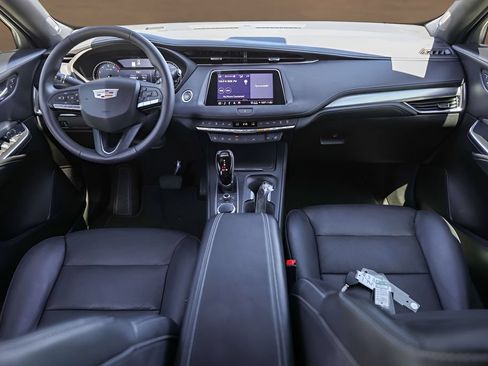 Certified 2022 Cadillac XT4 Premium Luxury w/ Enhanced Visibility Package AWD/4WD image 26
