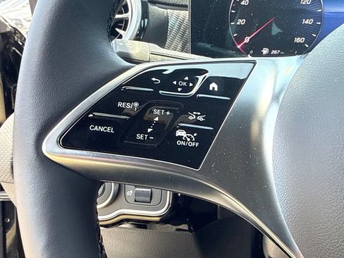 Used 2025 Mercedes-Benz CLA 250 image 23