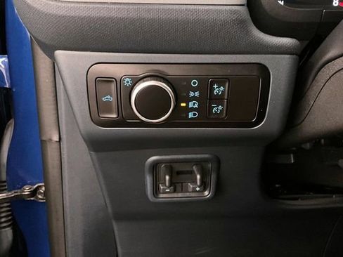 Used 2023 Ford Maverick Lariat w/ Lariat Luxury Package image 39