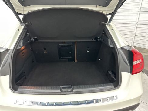 Used 2017 Mercedes-Benz GLA 250 image 27