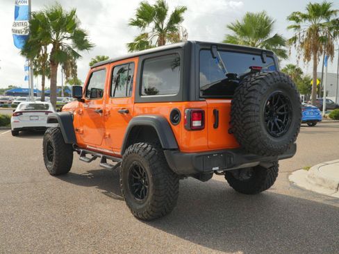 Used 2025 Jeep Wrangler Unlimited Sport AWD/4WD image 7