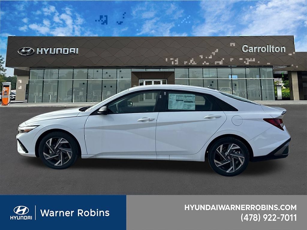 New 2025 Hyundai Elantra Sport FWD image 7