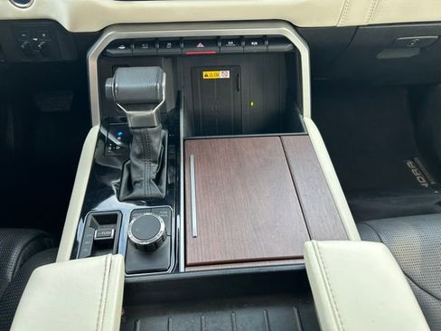 Used 2022 Toyota Tundra Capstone image 18