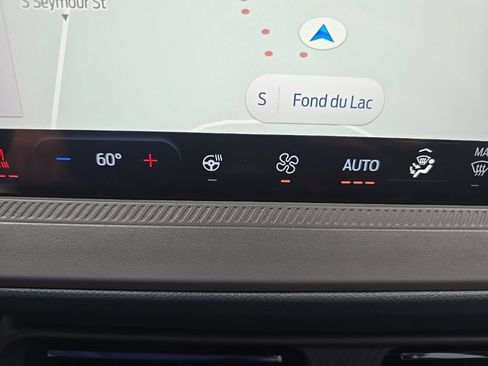 Used 2025 Ford Maverick Lariat w/ Black Appearance Package AWD/4WD image 29