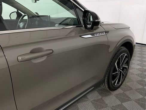 Used 2025 Lincoln Corsair Reserve AWD/4WD image 7