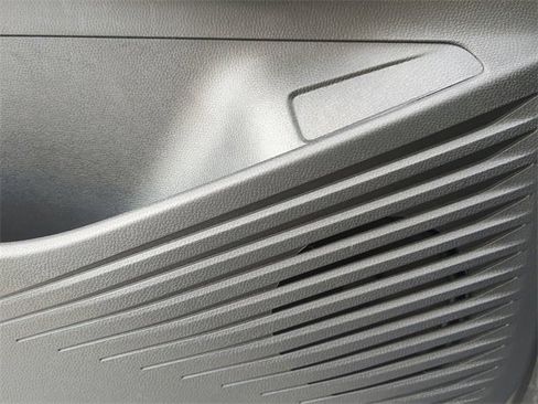 Certified 2023 Volkswagen ID.4 Pro image 18