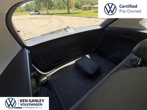 Used 2023 Volkswagen Taos SEL w/ Black Wheel Package AWD/4WD image 31