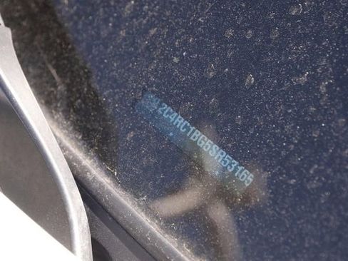 Used 2025 Chrysler Pacifica Select image 28