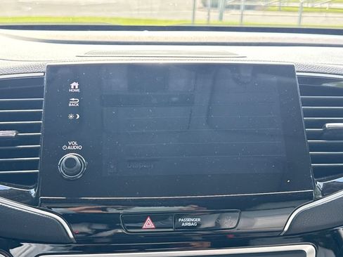 Used 2019 Honda Pilot Touring image 25