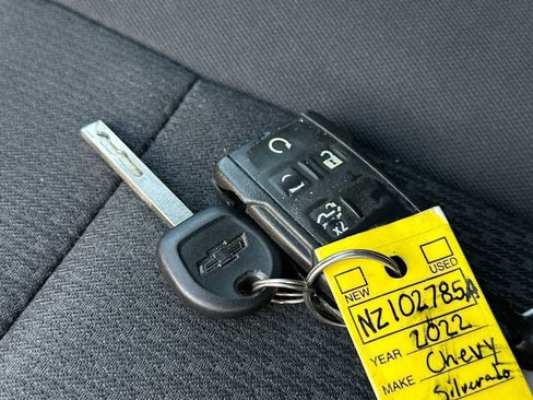 Used 2022 Chevrolet Silverado 1500 Custom Trail Boss image 29