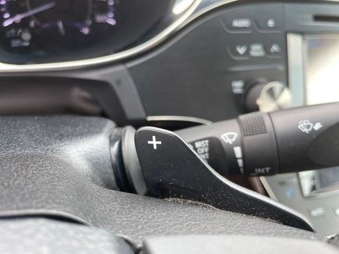 Used 2013 Toyota Avalon XLE Touring FWD image 29