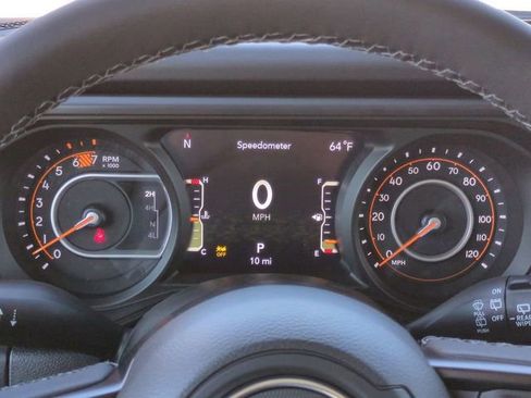 New 2026 Jeep Wrangler Unlimited Rubicon AWD/4WD image 25
