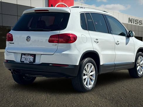 Used 2017 Volkswagen Tiguan Wolfsburg Edition FWD image 3