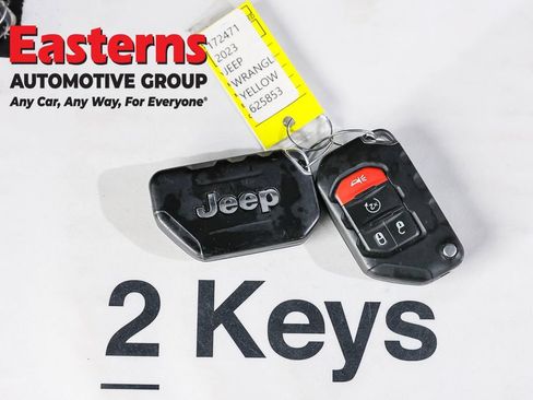 Used 2023 Jeep Wrangler Unlimited w/ Cold Weather Group AWD/4WD image 25