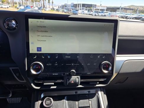 Used 2024 Lexus GX 550 image 24