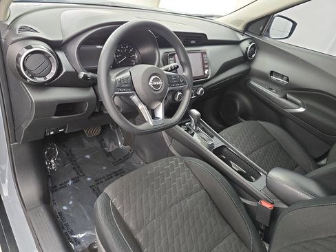 Used 2024 Nissan Kicks SV image 15