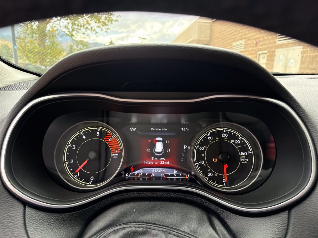 Used 2021 Jeep Cherokee Limited AWD/4WD image 16