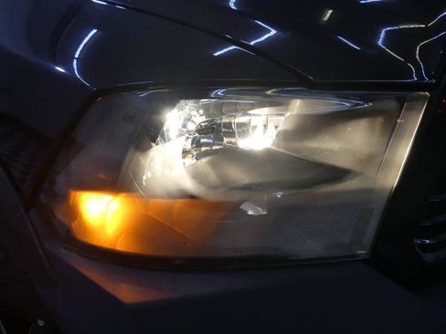 Used 2017 RAM 1500 Sport image 12