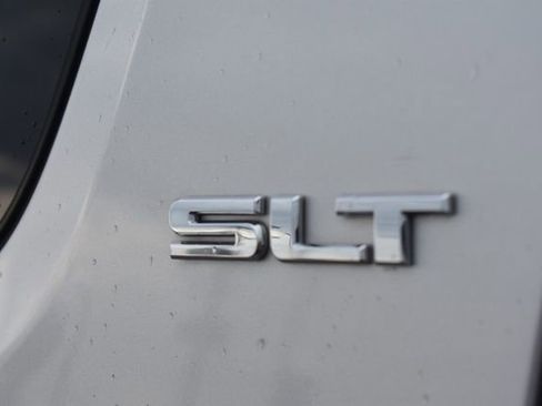 Used 2018 GMC Acadia SLT w/ LPO, Floor Liner Package AWD/4WD image 13